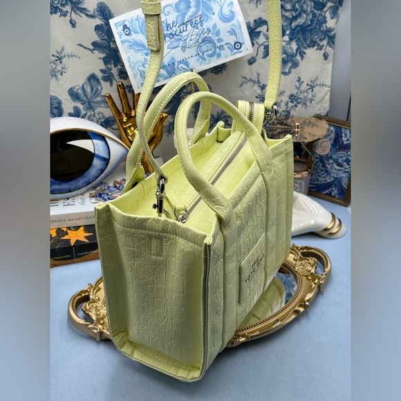 🆕 MARC JACOBS 🧿 NWT The Croc-Embossed Small Tote, Tender Yellow - Picture 3 of 15